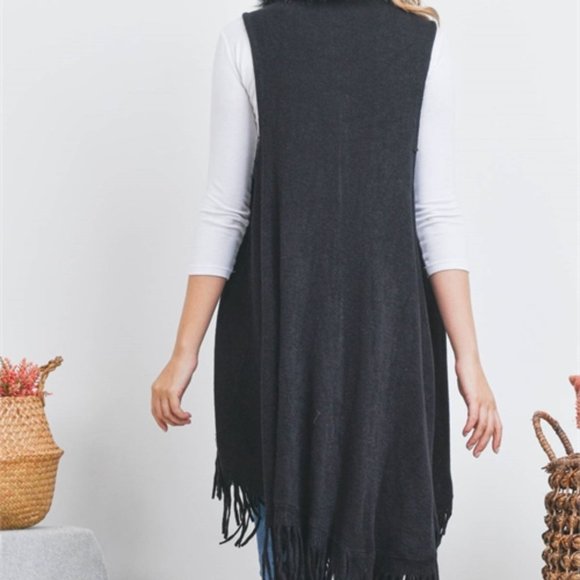 BLACK FAUX FUR TRIM FRINGE SWEATER VEST - Picture 2 of 7